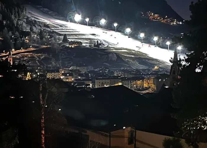 Charme & Luxury 公寓 博尔米奥